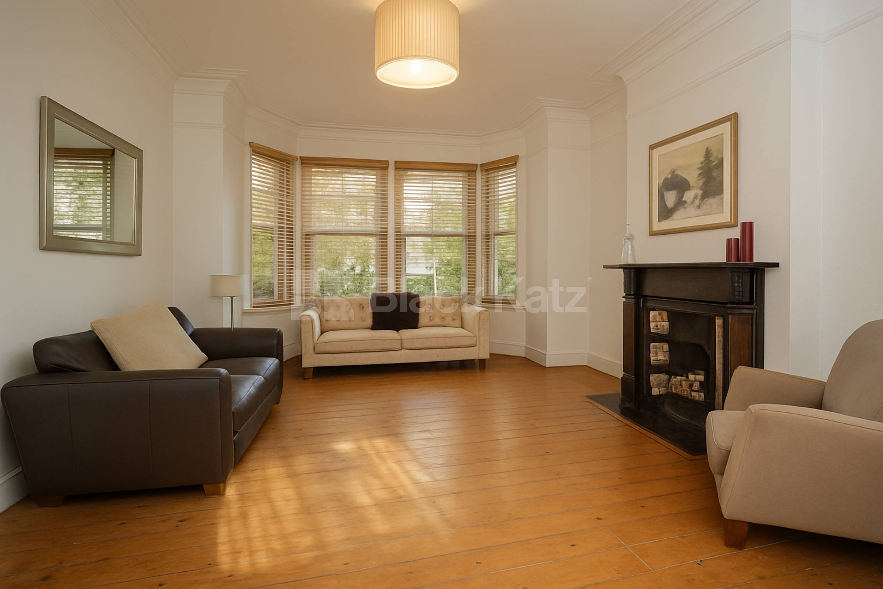 Bright 2-bed garden flat on Priory Road N8 with modern interiors and garden Priory Road, Muswell Hill  N8